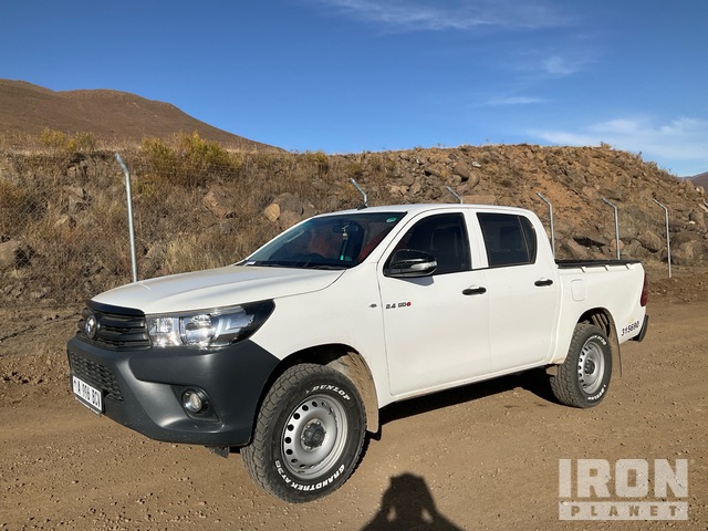 2018 Toyota Hilux Double Cab Pickup